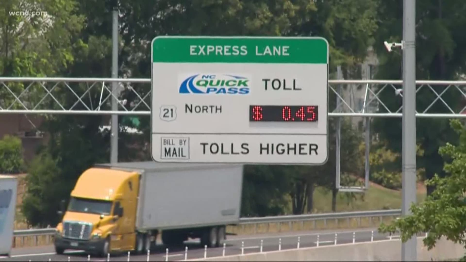 The price on the sign at the entrance to the toll lane is the price for that section only. Since the toll lanes are split into multiple segments, depending on how far you drive, you can quickly have multiple charges.