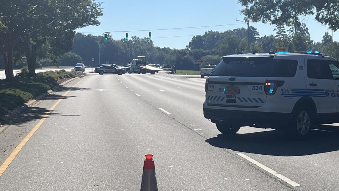 Man arrested after accident while fleeing from police in Charlotte