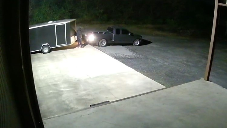 Gastonia Police: Utility trailer stolen from business