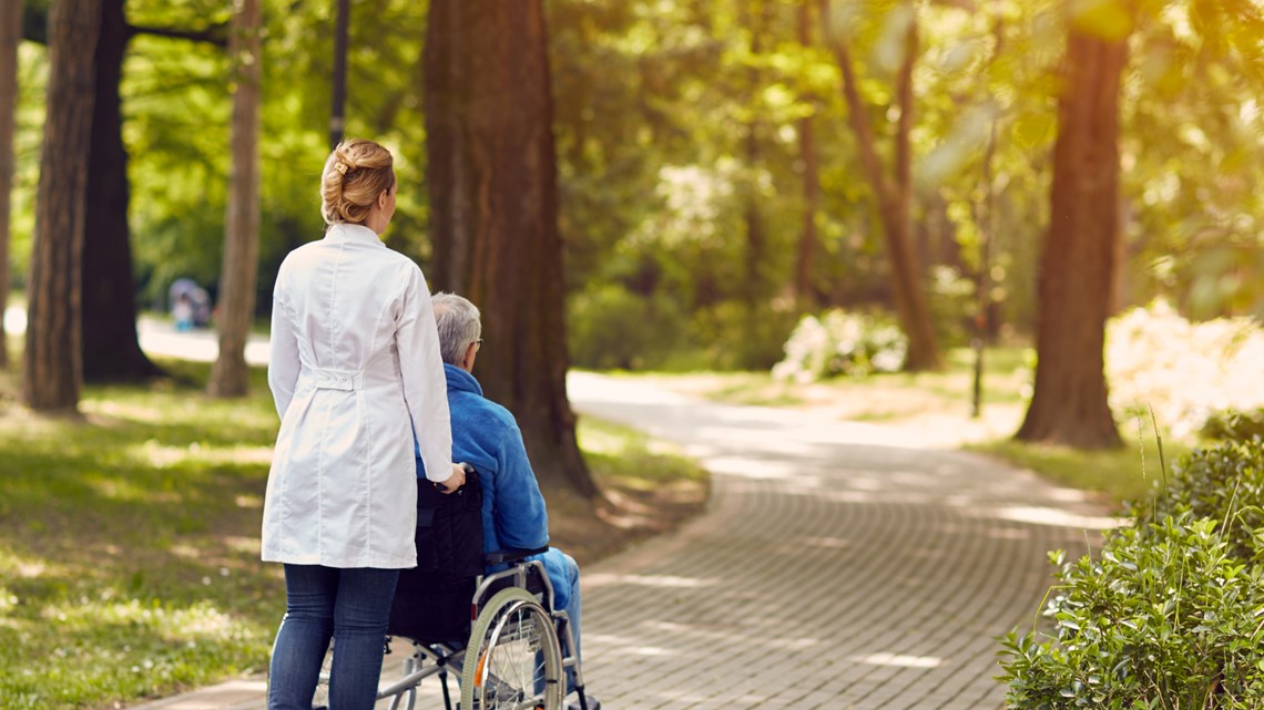 Nursing homes plagued with COVID issues got federal bonuses too - Vimarsana News