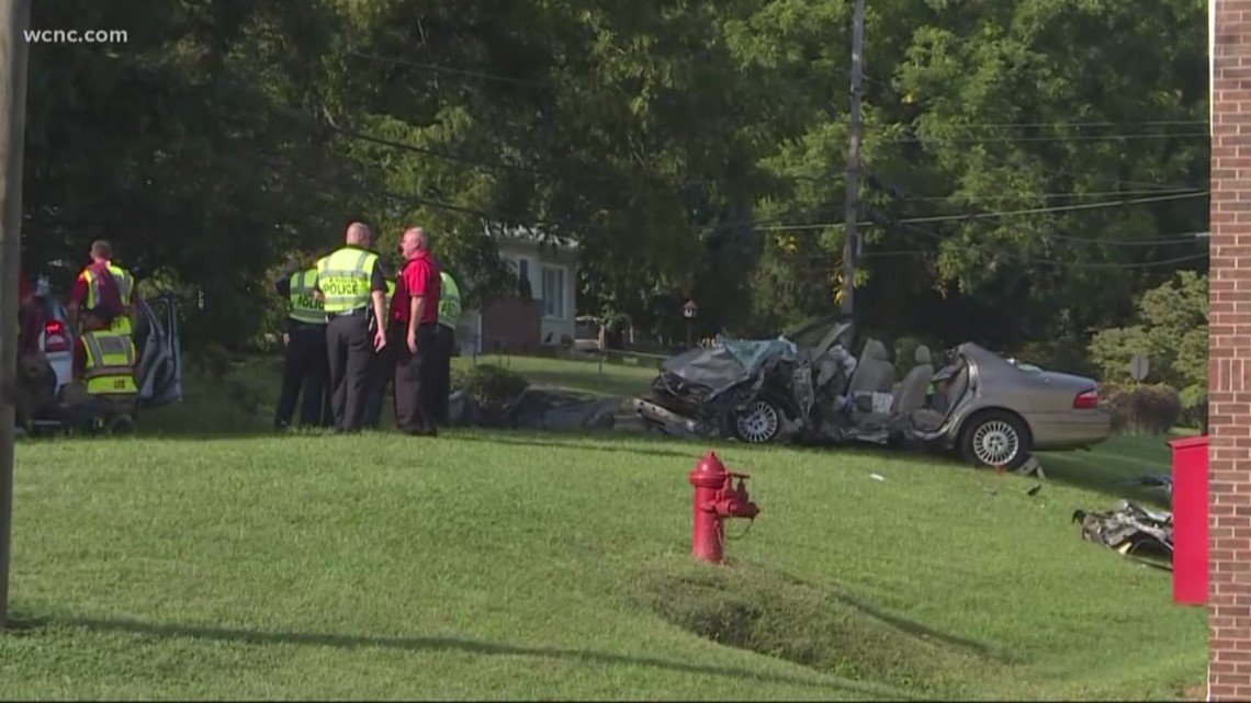 Two airlifted to hospital after multivehicle crash in Lenoir