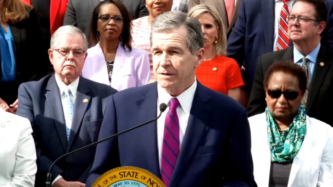 NC Gov. Roy Cooper signs Medicaid expansion bill into law | wcnc.com