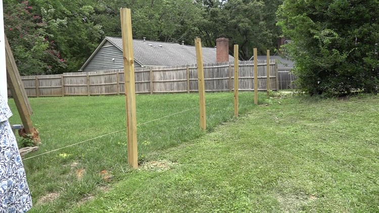 'We tried to be understanding' | Charlotte couple demanding refund from contractor for incomplete work on new fence