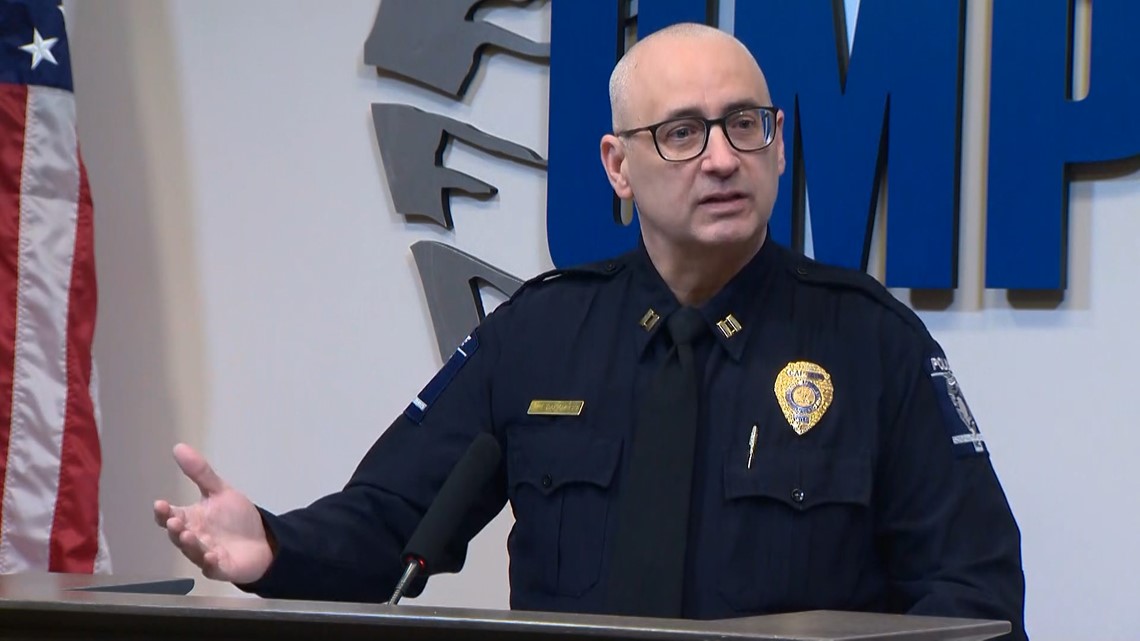 Police using 'bait phones' with live cameras and GPS