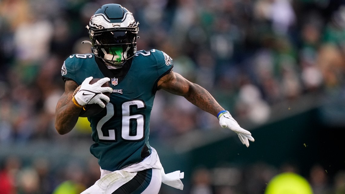 Panthers signing former Eagles RB Miles Sanders to 4-year deal