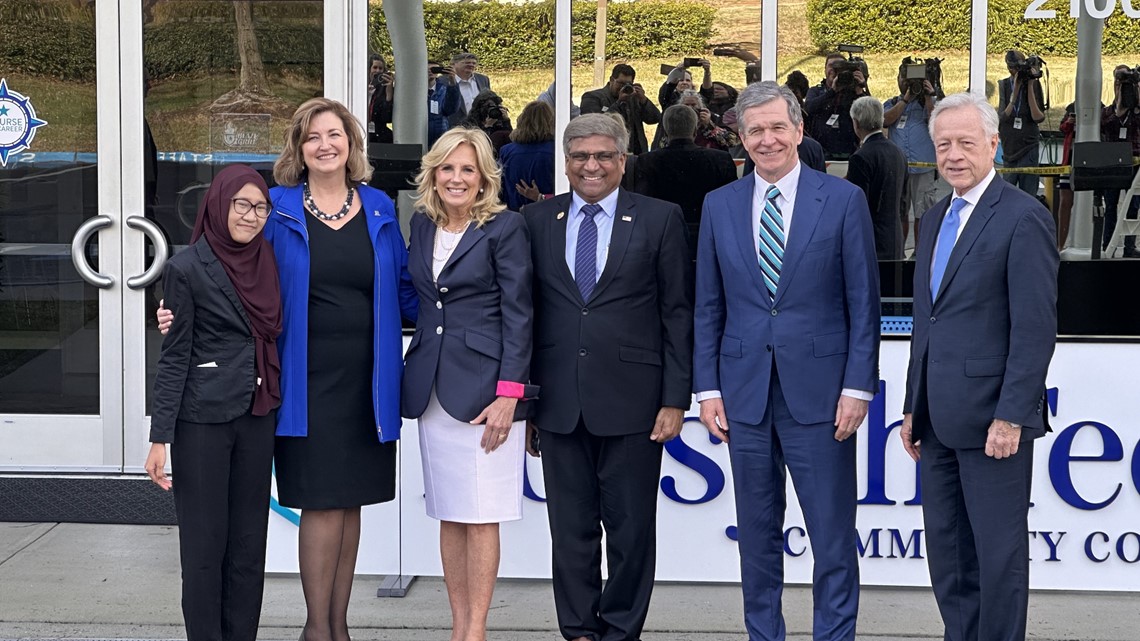 Jill Biden visits Forsyth Tech as campaign 2024 ramps up - Vimarsana News