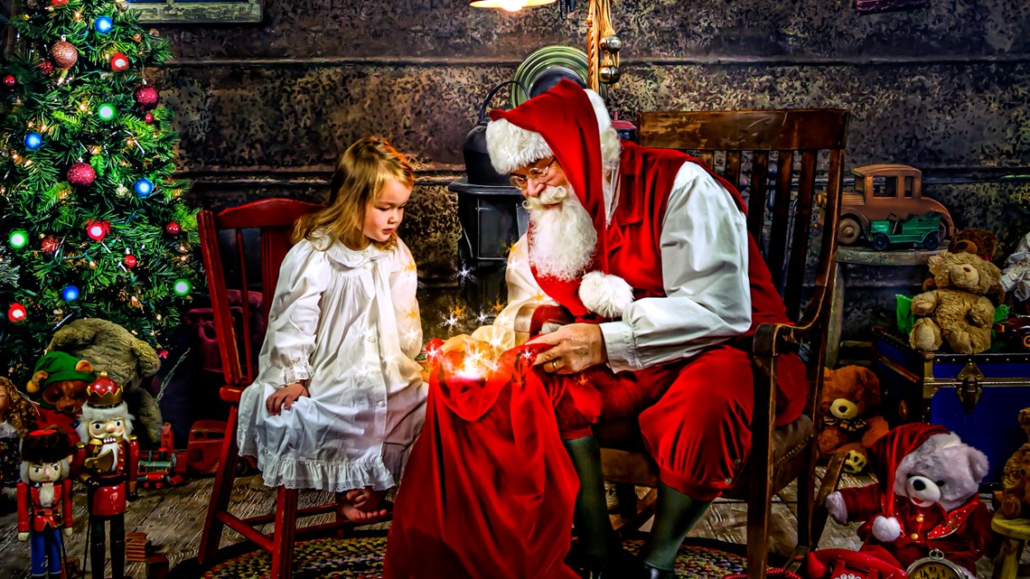 Taking traditional Santa photos to a new level - Vimarsana News
