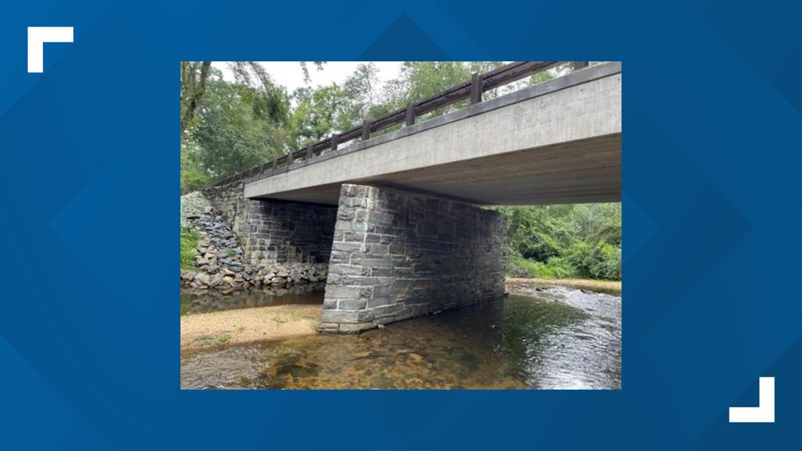 Blue Ridge Parkway reopens 8-mile stretch after closure | wcnc.com
