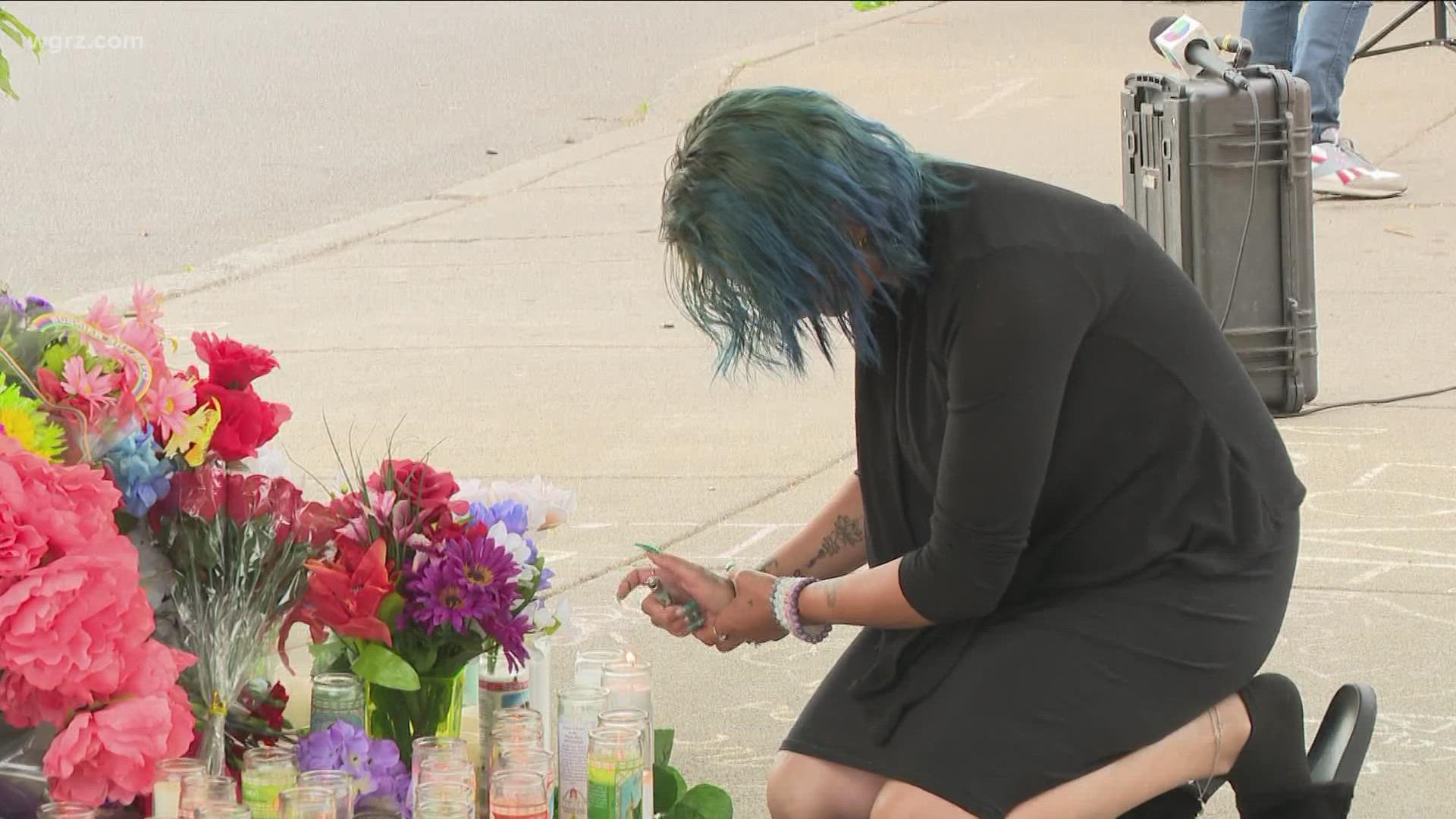 Krystle Pino stopped by the memorial early this morning... to light candles in honor of her friend and neighbor who was killed