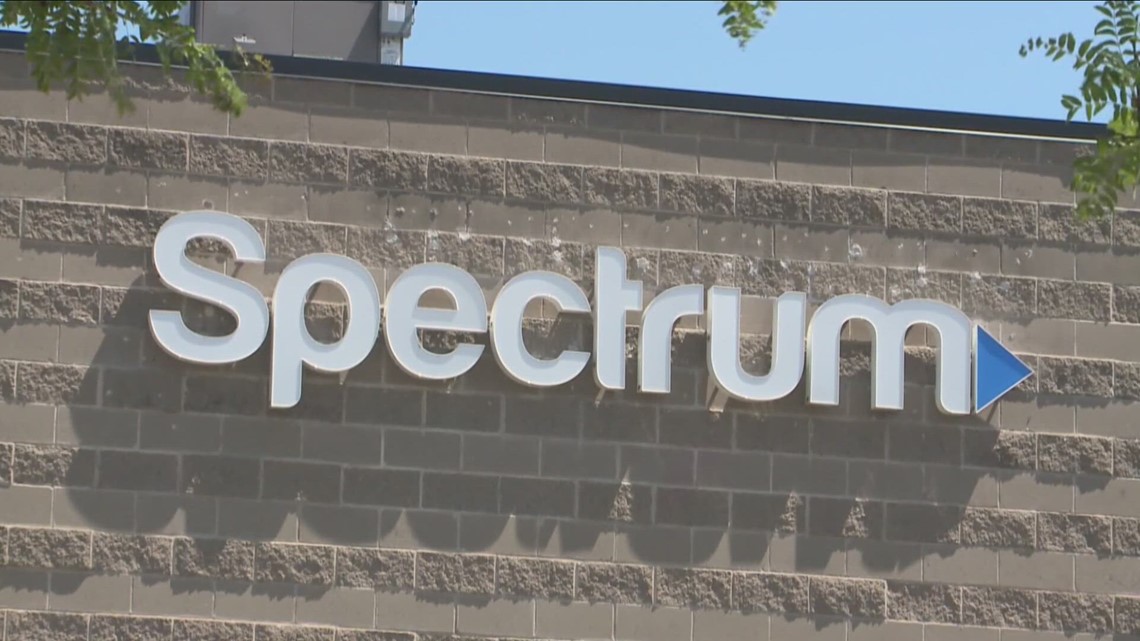 Latest on Spectrum outage in the Carolinas  wcnc.com