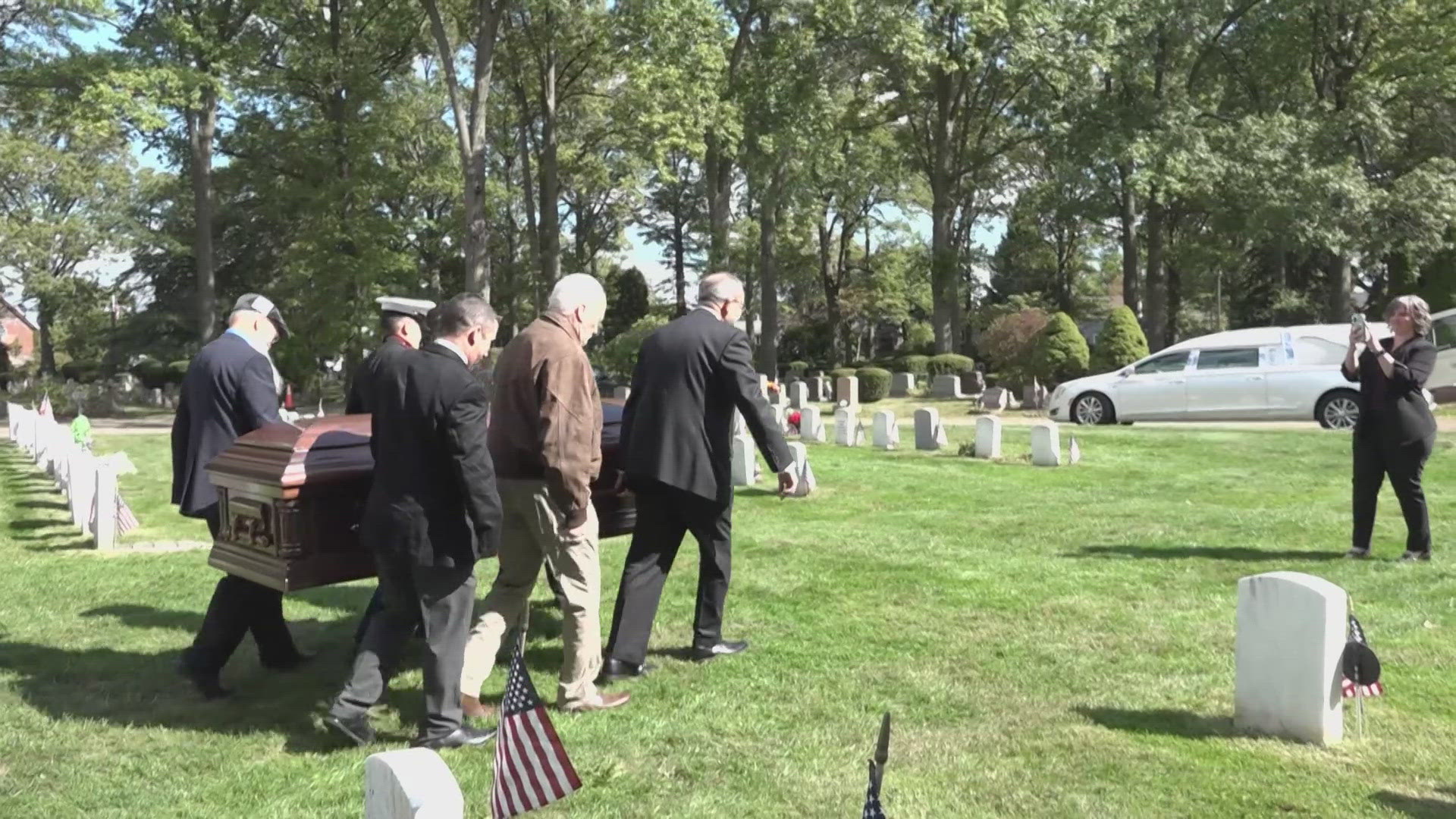 Remains of WWII veteran Harold Weaver return home | wcnc.com