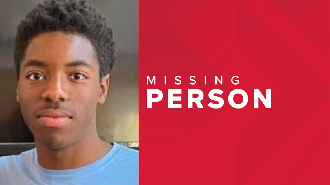 Theron Wallace still missing after Lake Carolina kayaking trip | wcnc.com