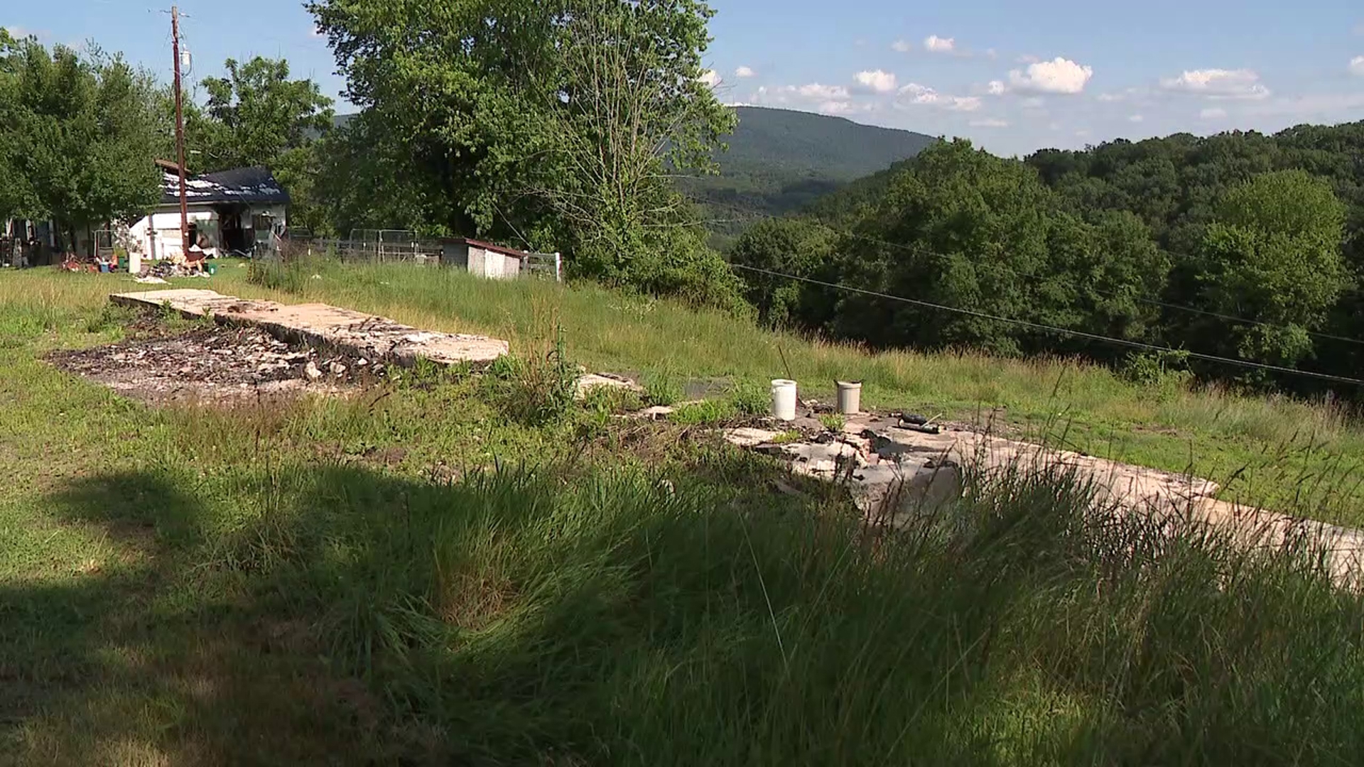Vincent Harp, husband of missing woman Katlyn Harp, was charged with criminal homicide after Katlyn's body was found on property he formerly owned, dockets say.
