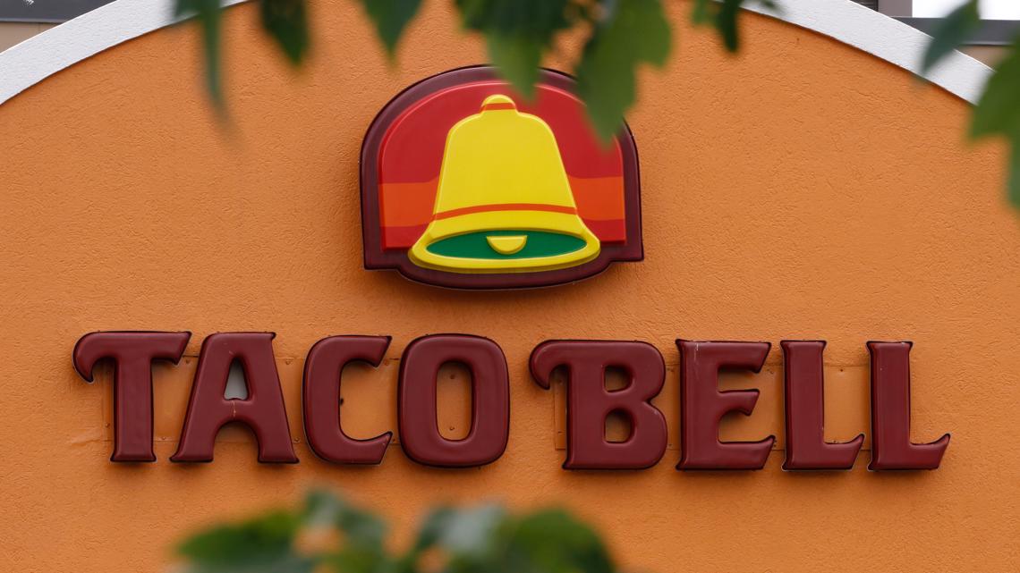 Taco Bell fans can vote for former favorite menu items to return - Vimarsana News