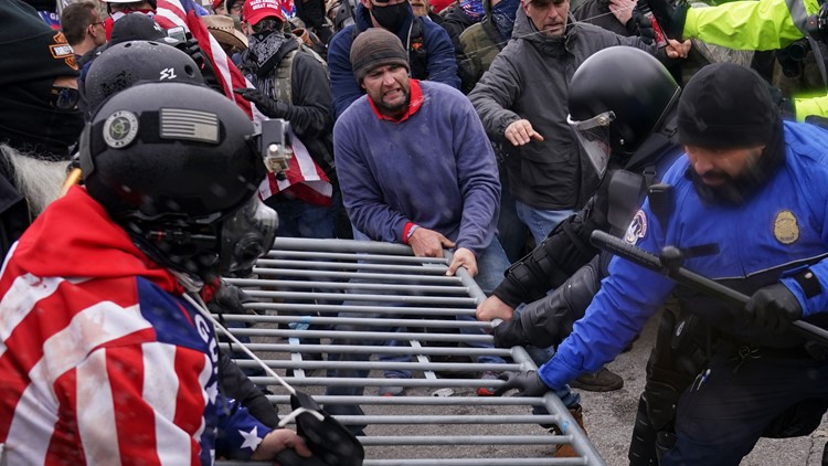 Capitol Police Officers Hit By Chemical Gas During Riots Wcnc Com