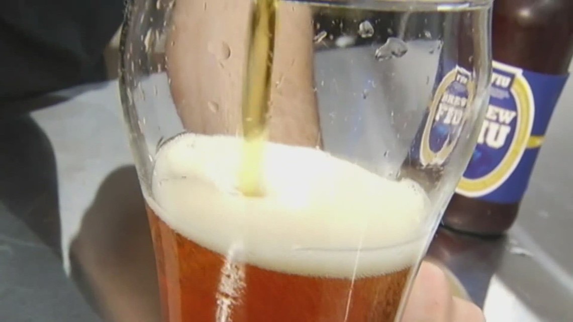 South Carolina bars brace for new alcohol server training mandate